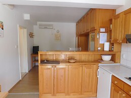 Island Bonaca Apartments