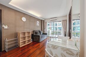 1BR Near Phomthep Cape C219