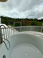 Hill Jai Poolvilla Khao Kho