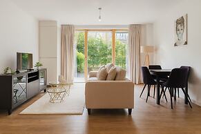 Modern 2-Bed flat in Mill hill Park