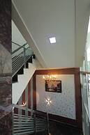 HOTEL SRG INN