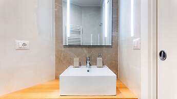 Aura Vatican Suite