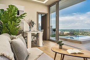 Pietra Cave Suite With Private Pool