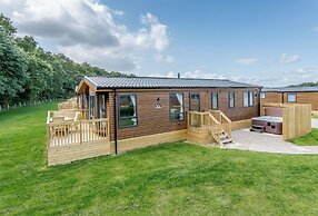 Clumber Park Lodges