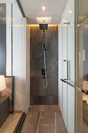 35th Floor Sea View Beauty