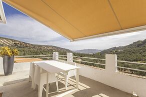 Casa Olivo in Izn jar