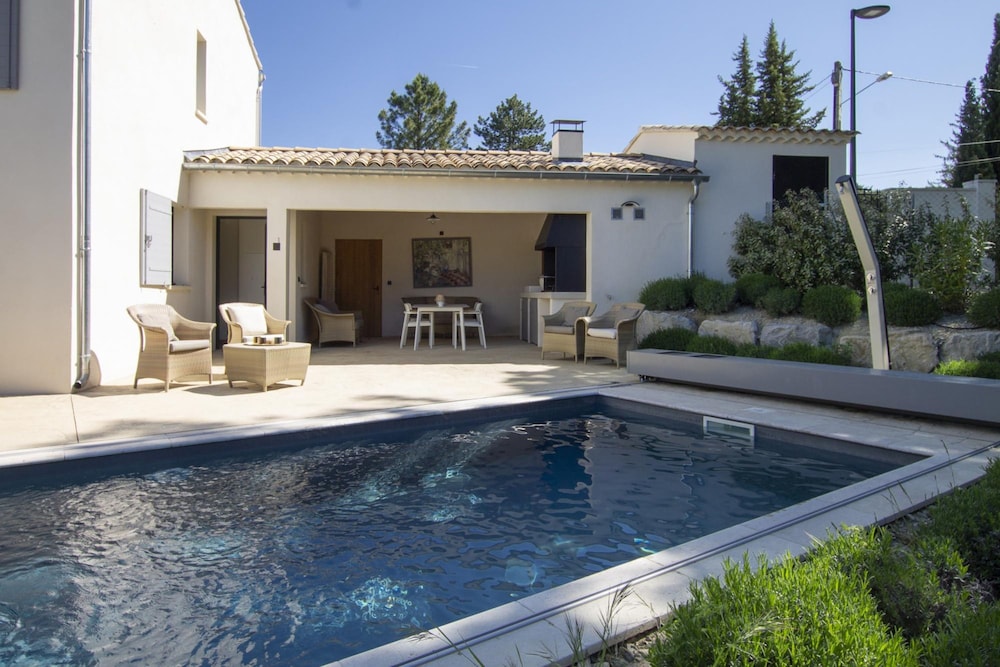 Villa Tica in Malauc ne