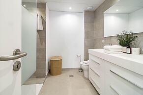 RI B2a- Relaxed Modern Flat in Benahavis