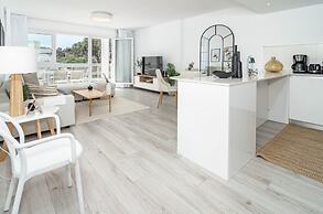 RI B2a- Relaxed Modern Flat in Benahavis