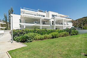RI B2a- Relaxed Modern Flat in Benahavis