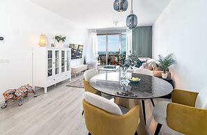 OV2 1B - Bright and Modern 3 Bedroom Apartment