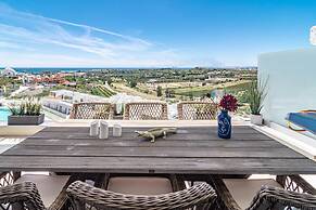 OV2 1B - Bright and Modern 3 Bedroom Apartment