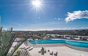 OV2 1B - Bright and Modern 3 Bedroom Apartment