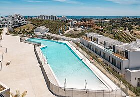 OV2 1B - Bright and Modern 3 Bedroom Apartment
