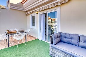Two-floor Penthouse w Complex Pool Outdoor Terrace