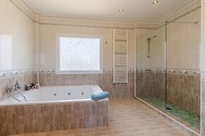 Real Dream Villa by Fidalsa