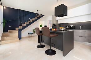 Designer Villa Simone - Modern Heritage Style