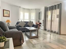 2 Bedroom Close to the Pool F-4