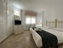 2 Bedroom With Pool View F-7