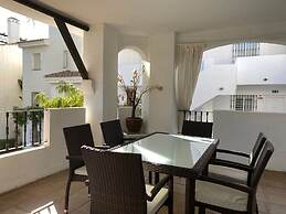 2 Bedroom With Pool View F-7