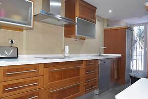 Casa Jasmine Modern Villa for 7 M-3