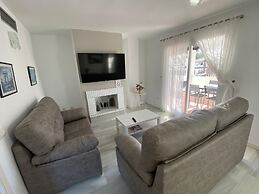 Duplex 3 Bedroom Top Floor F-3