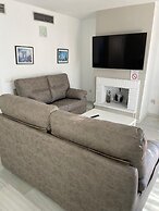 Duplex 3 Bedroom Top Floor F-3