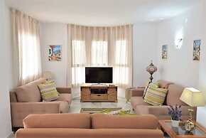 3 Bed Excellent and Quiet Location F-4