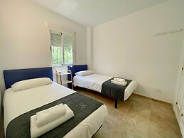 Modern 3 Bedroom Pool Access Apartment F-7