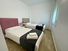 Modern 3 Bedroom Pool Access Apartment F-7