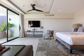 Muscat 3-bedroom Villa With Beach Access