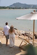 Muscat 3-bedroom Villa With Beach Access