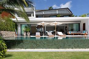 Syrah 3-bedroom Beachfront Villa in Koh Samui