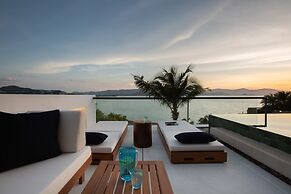 Gamay 3-bedroom Villa With Beach Access