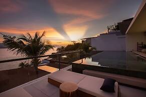Gamay 3-bedroom Villa With Beach Access