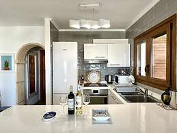 Casa Clare - 3 Bedroom Apartment in Denia