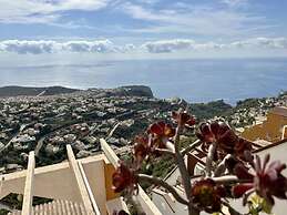 Two Bedroom Apartment With Breath-taking Views