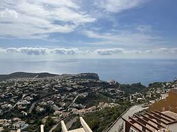 Two Bedroom Apartment With Breath-taking Views