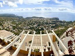 Two Bedroom Apartment With Breath-taking Views