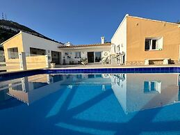 Incredible Views Villa With Private Pool