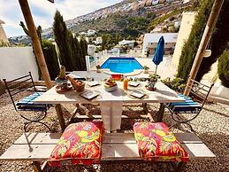 Incredible Views Villa With Private Pool