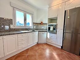 Casa Luna - Three Bedroom Villa With Stunning View