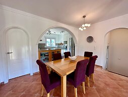 Casa Luna - Three Bedroom Villa With Stunning View