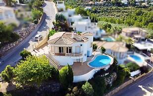 Casa Luna - Three Bedroom Villa With Stunning View