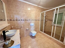Casa Luna - Three Bedroom Villa With Stunning View
