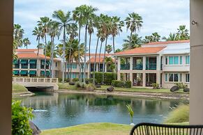 Upscale Villa in Gated Community Beach Access Yari
