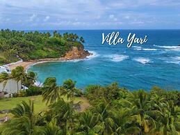 Upscale Villa in Gated Community Beach Access Yari