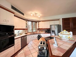 3 BR Villa Coco at Lakeside Villas