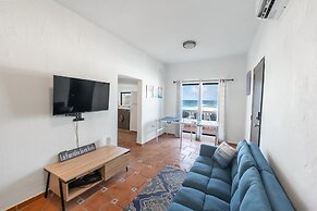 4 BR Kikita Beach Villa Oceanfront w Pool