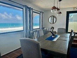 4 BR Kikita Beach Villa Oceanfront w Pool